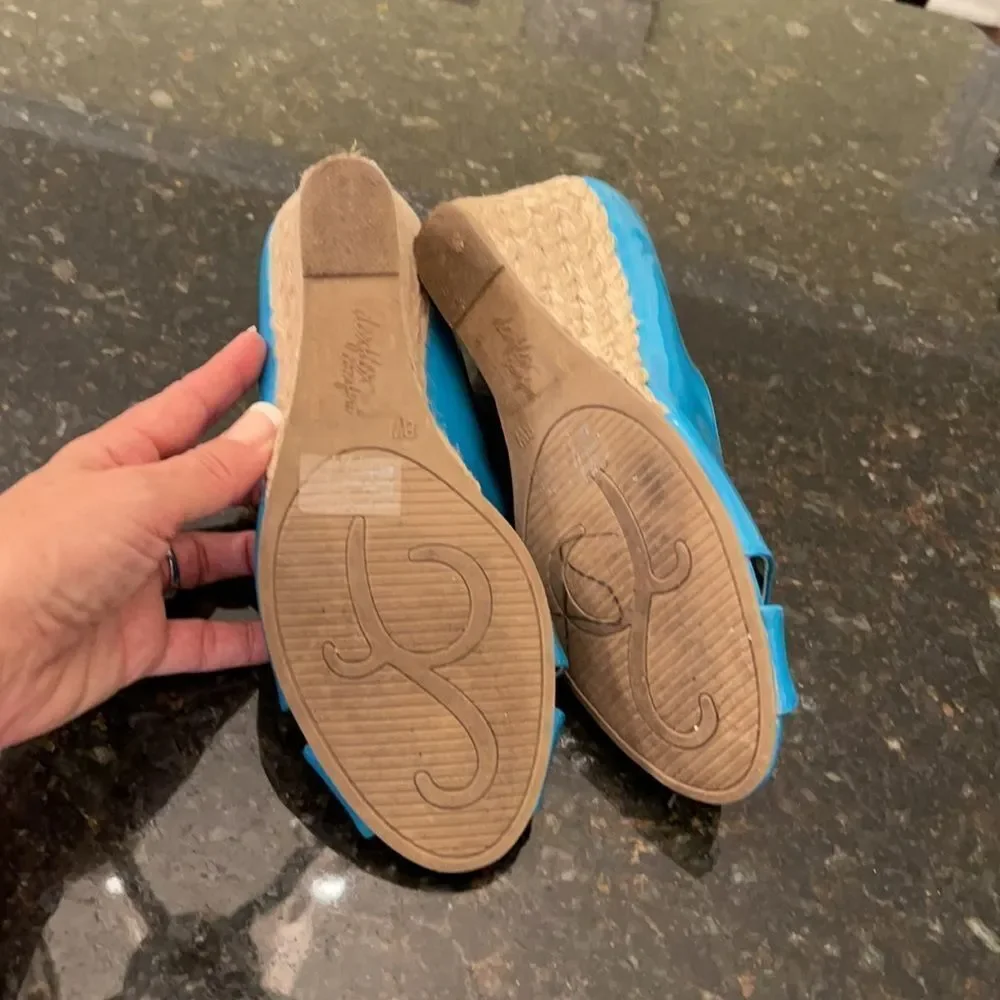 DexFlex Sz 8W Tiffany Blue Patent Espadrilles